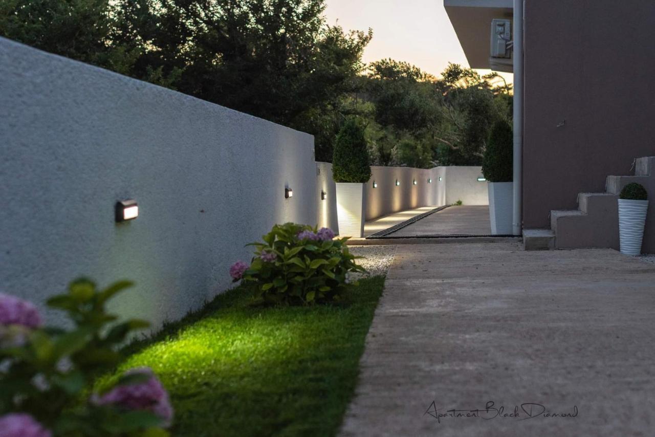 Apartment Black Diamond Razanac Exterior photo